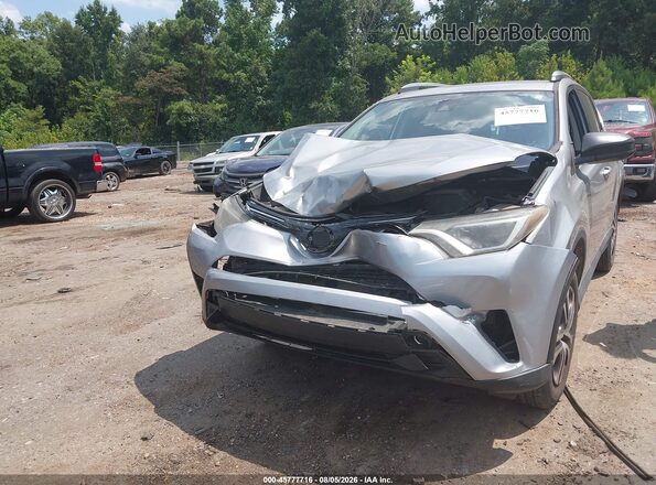 2T3ZFREV0HW372976 2017 TOYOTA RAV4 Silver Դիմացի տեսք
