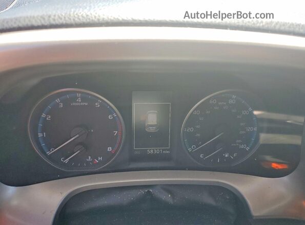 2T3ZFREV1JW496647 2018 TOYOTA RAV4 Red ხელსაწყოთა პანელის ხედი