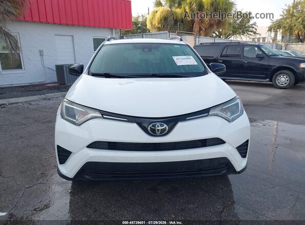 2T3ZFREV2HW315081 2017 TOYOTA RAV4 White Սարքավորումների վահանակի տեսք