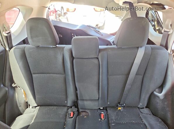 2T3ZFREV6HW348570 2017 TOYOTA RAV4 Gray Rear seats view