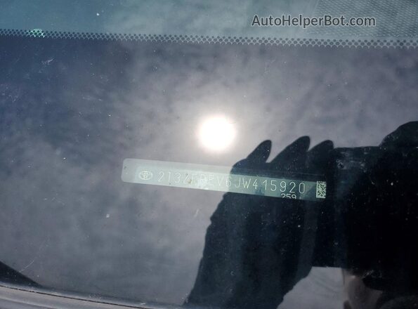 2T3ZFREV6JW415920 2018 TOYOTA RAV4 Gray Widok komory silnika