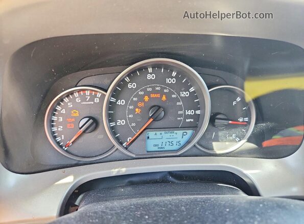 2T3ZFREV7GW262005 2016 TOYOTA RAV4 Silver Instrument cluster view
