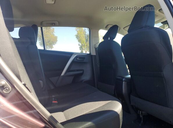 2T3ZFREV8HW373034 2017 TOYOTA RAV4 Purple Вид задніх сидінь