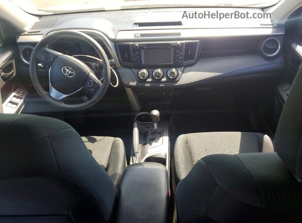 2T3ZFREV8HW373034 2017 TOYOTA RAV4 Purple Вид панелі приладів