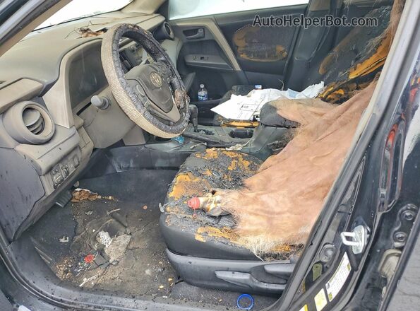 2T3ZFREV8JW446327 2018 TOYOTA RAV4 Черный Вид салона спереди