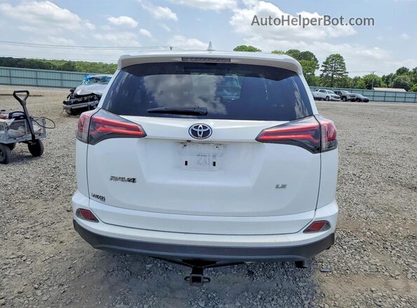 2T3ZFREV8JW485595 2018 TOYOTA RAV4 White უკანა ხედი