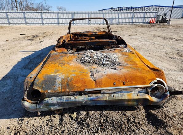 2Y85Z106681 1962 FORD THUNDRBIRD Пожар Вид сзади