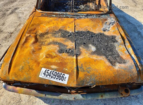 2Y85Z106681 1962 FORD THUNDRBIRD Пожар Вид задней части салона