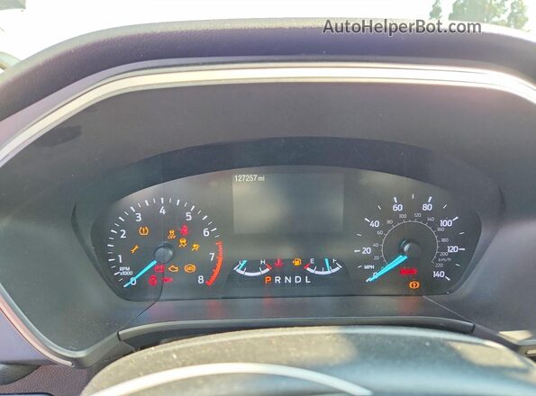 1FMCU0G65MUA42699 2021 FORD ESCAPE White Vista de los asientos traseros