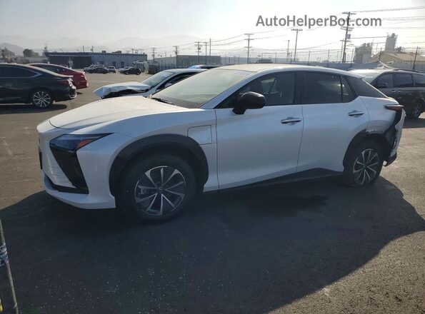 JTJABABB0RA000670 2024 LEXUS ALL OTHER White Tył lewy