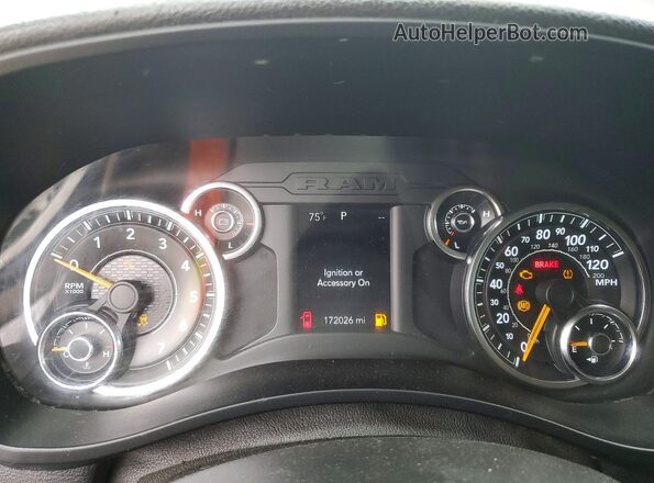 3C6UR5CJ0KG707890 2019 RAM 2500 White Vista de los asientos traseros
