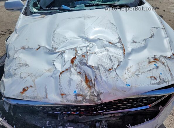 1GYAZAR48RF120896 2024 CADILLAC XT4 White Vista de la etiqueta del VIN
