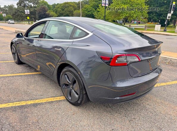 5YJ3E1EB6JF054422 2018 TESLA MODEL Gray Front right