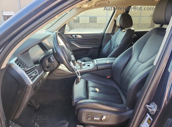 5UXCW2C00L9B71495 2020 BMW X7 Gray Вид панелі приладів