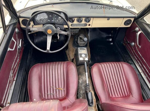 AR1480400 1969 ALFA ROMEO DUETTO Beige Rear seats view