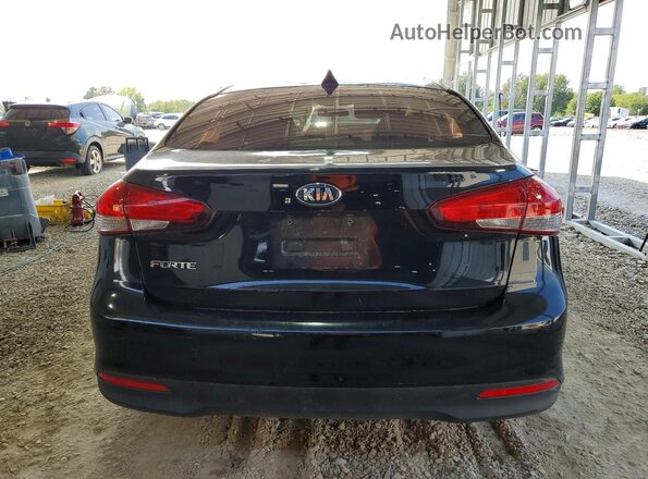 3KPFL4A78JE174931 2018 KIA FORTE Black Widok wnętrza z przodu