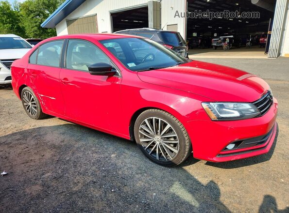 3VWD17AJXGM303354 2016 VOLKSWAGEN JETTA Красный Вид спереди