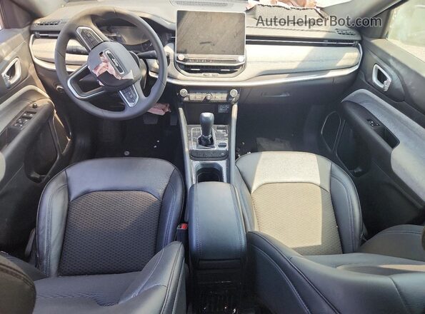 3C4NJDBN6RT119495 2024 JEEP COMPASS Черный Вид щитка приборов