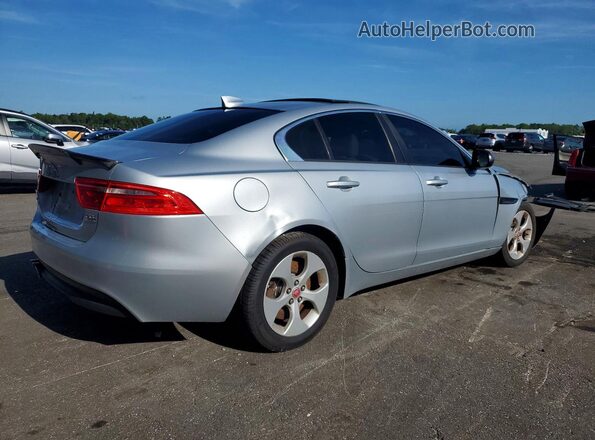 SAJAS4BN5HA976426 2017 JAGUAR XF Gray Przód prawy