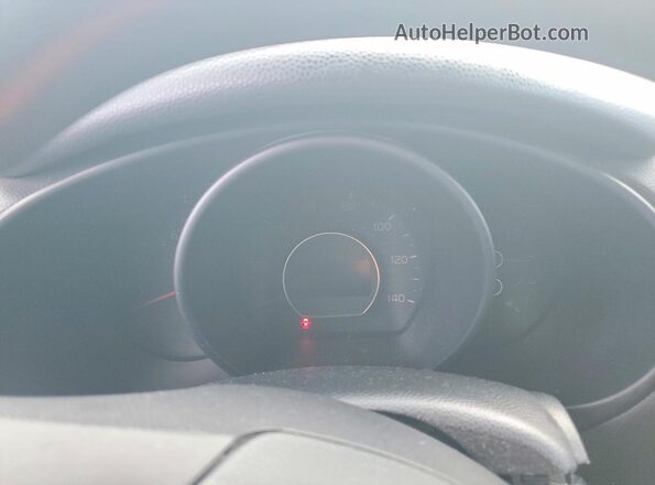 KNDJN2A25J7515697 2018 KIA SOUL White Widok tylnych siedzeń