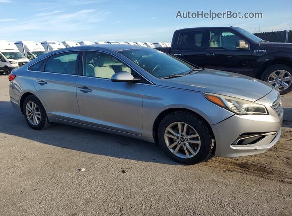 5NPE24AF5HH548942 2017 HYUNDAI SONATA Gray Вид спереду