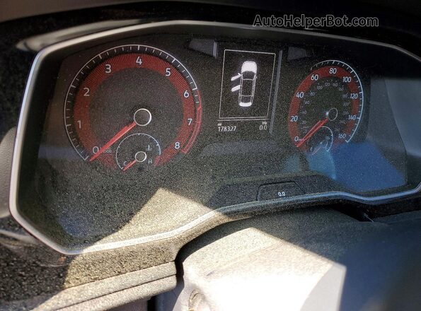 3VWC57BU0KM094725 2019 VOLKSWAGEN JETTA Серый Вид задних сидений