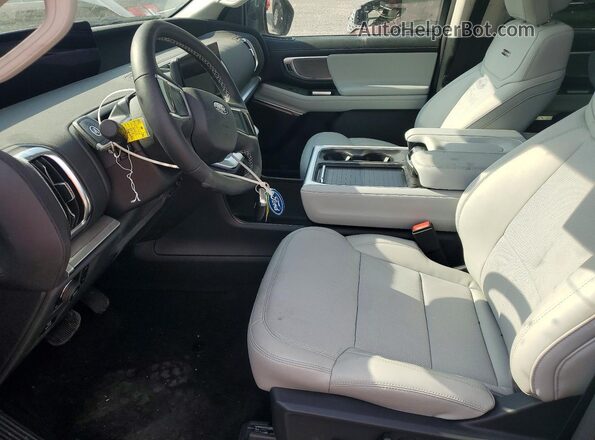 1FMJU1M82TEA41635 2026 FORD EXPEDITION Black Widok deski rozdzielczej