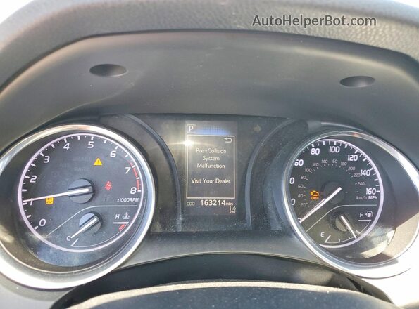 4T1B11HKXJU029254 2018 TOYOTA CAMRY Silver Widok tylnych siedzeń