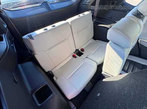 JA4J4VA88SZ021889 2025 MITSUBISHI OUTLANDER White უკანა სალონის ხედი