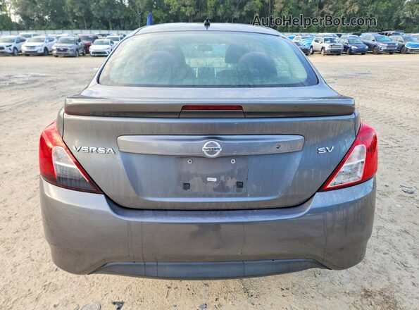 3N1CN7AP5HL852994 2017 NISSAN VERSA Gray Vista interior delantera