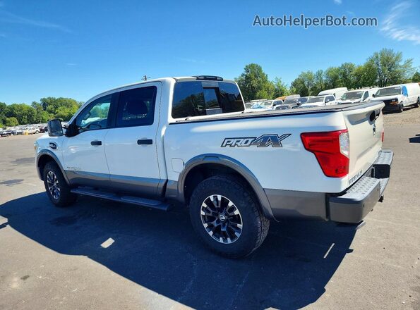 1N6AA1E59HN533262 2017 NISSAN TITAN Белый Задняя правая четверть