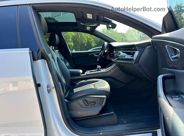 WA1AVAF14KD019524 2019 AUDI Q8 Белый Вид задних сидений