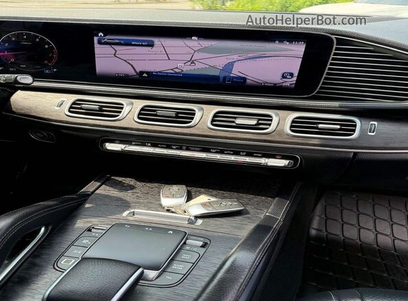 4JGFB4FB8SB283111 2025 MERCEDES-BENZ GLE Black Vista del compartimento del motor