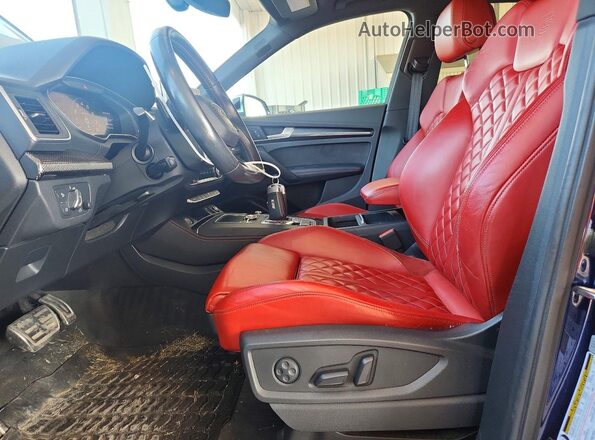 WA1A4AFY4J2148602 2018 AUDI SQ5 Blue Dashboard view