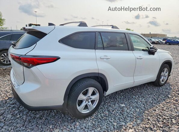 5TDKDRAH9PS019577 2023 TOYOTA HIGHLANDER White Front right