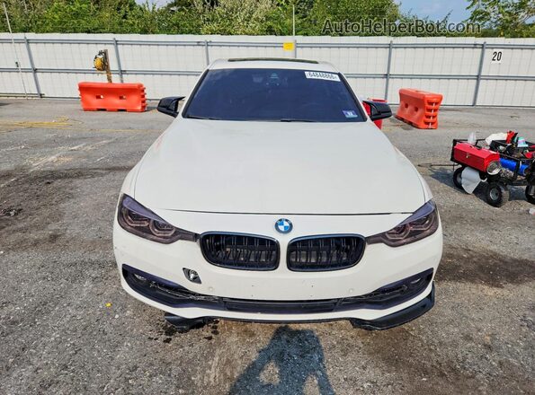 WBA8D9C58JA607906 2018 BMW 3 SERIES White Вид ззаду