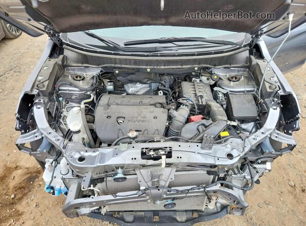 JA4ARUAU8SU001907 2025 MITSUBISHI OUTLANDER Gray Widok naklejki z numerem VIN