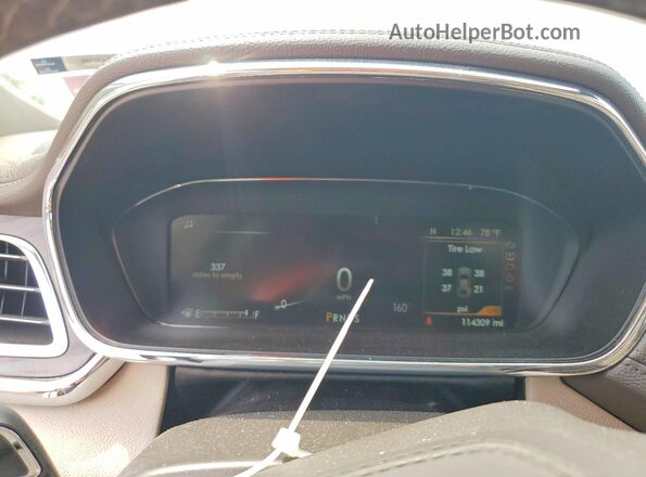 1LN6L9SKXK5602958 2019 LINCOLN CONTINENTA Gold Widok tylnych siedzeń