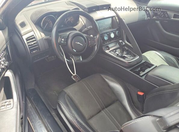 SAJWJ6DL5HMK38043 2017 JAGUAR F-TYPE Red Widok zestawu wskaźników