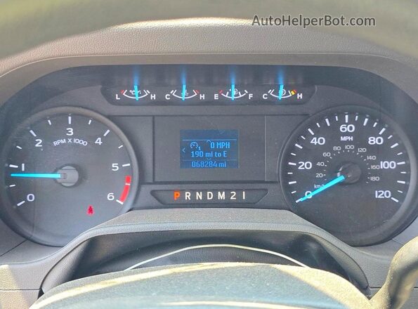 1FDWE3FN0RDD00655 2024 FORD ECONOLINE Белый Вид щитка приборов