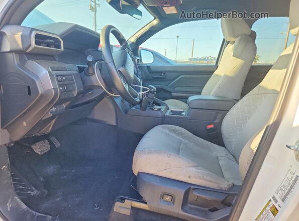 3TMLB5JN7SM197859 2025 TOYOTA TACOMA White Вид панелі приладів