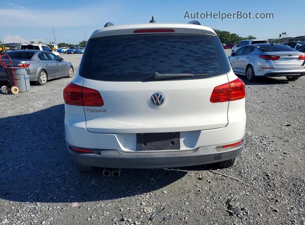 WVGAV7AX5HW512349 2017 VOLKSWAGEN TIGUAN White წინა სალონის ხედი