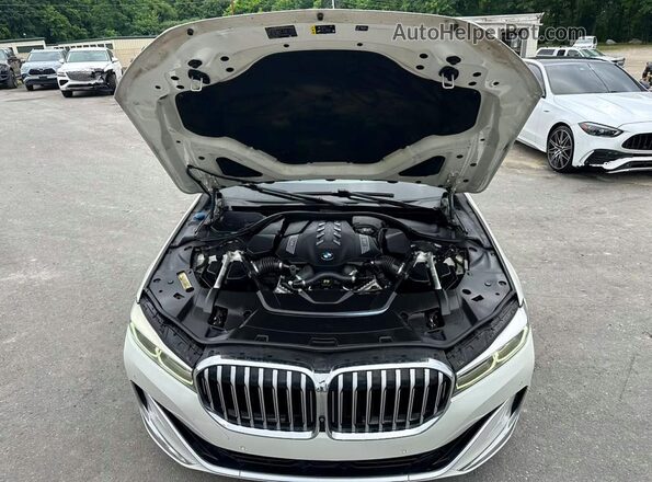 WBA7U2C03MCG37401 2021 BMW 7 SERIES White Սարքավորումների վահանակի տեսք
