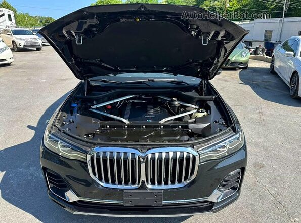 5UXCW2C03M9H82428 2021 BMW X7 Black Սարքավորումների վահանակի տեսք