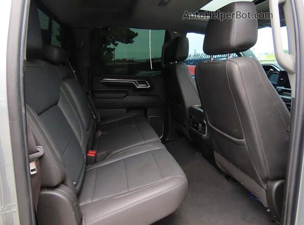 2GC4YPEY7R1111227 2024 CHEVROLET SILVERADO Gray Սալոնի դիմացի տեսք