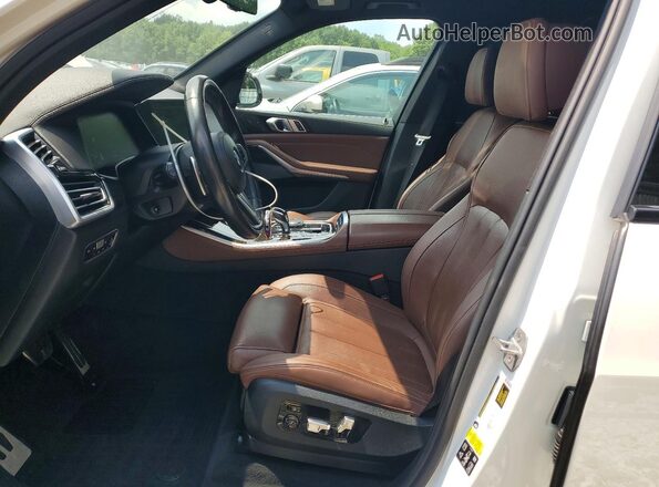 5UXJU4C01LL227744 2020 BMW X5 White Вид панелі приладів