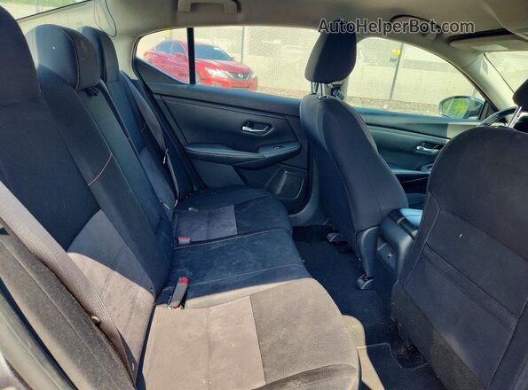 3N1AB8DV6LY286324 2020 NISSAN SENTRA Gray Widok wnętrza z tyłu