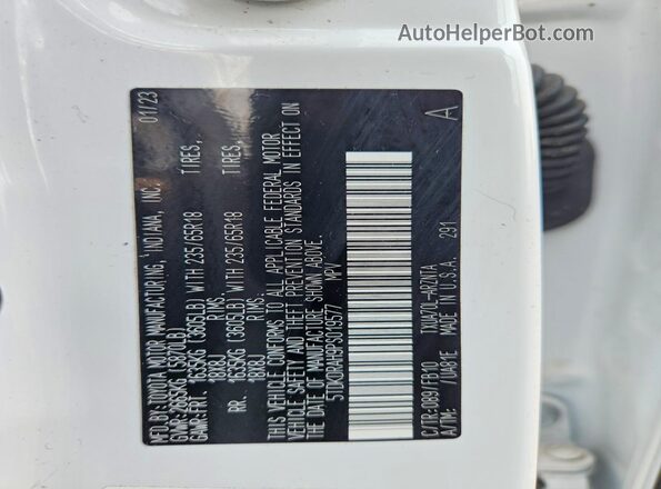 5TDKDRAH9PS019577 2023 TOYOTA HIGHLANDER White 360 interior view