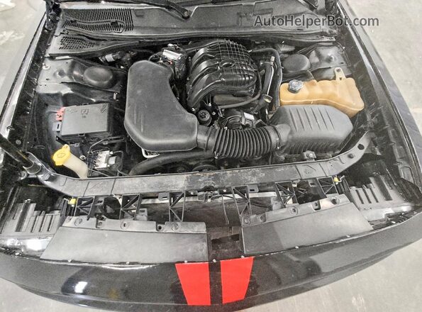 2C3CDZGG7HH589374 2017 DODGE CHALLENGER Black ძრავის განყოფილების ხედი