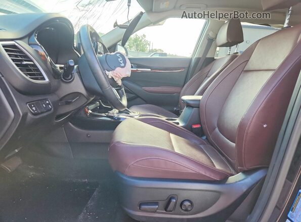 KNDETCA24N7278106 2022 KIA SELTOS Black Առջևի վահանակի տեսք
